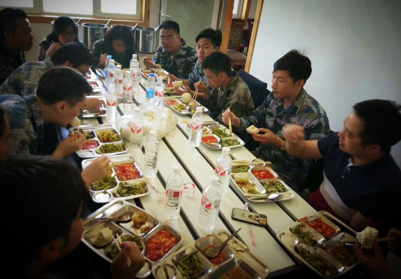 “團(tuán)結(jié)一心，勇往直前”-2017萬興通達(dá)拓展活動(dòng)_萬興通達(dá)裝飾